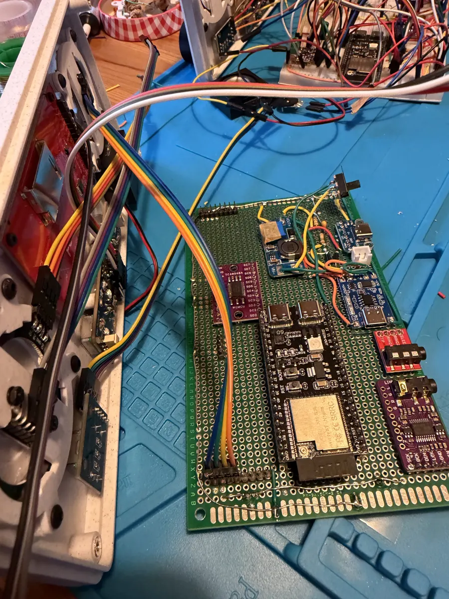 Lochplatine mit dem Mikrocontroller